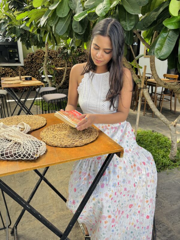 Vanilla Blossom Cutlon Embroidery Skirt - Image 3