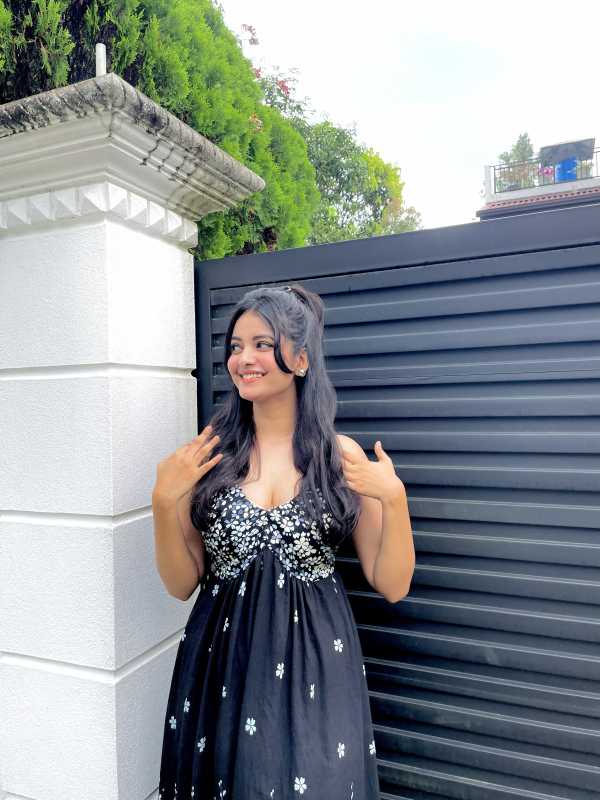 Iris Garden Dress - Image 4